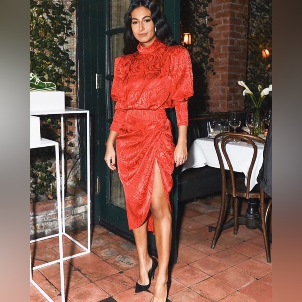 KAIRA DRESS
Ronny Kobo
Color: Red
Size: M - Picture 3 of 7